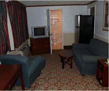 Budget Inn Of Tazewell County Pounding Mill Bagian luar foto